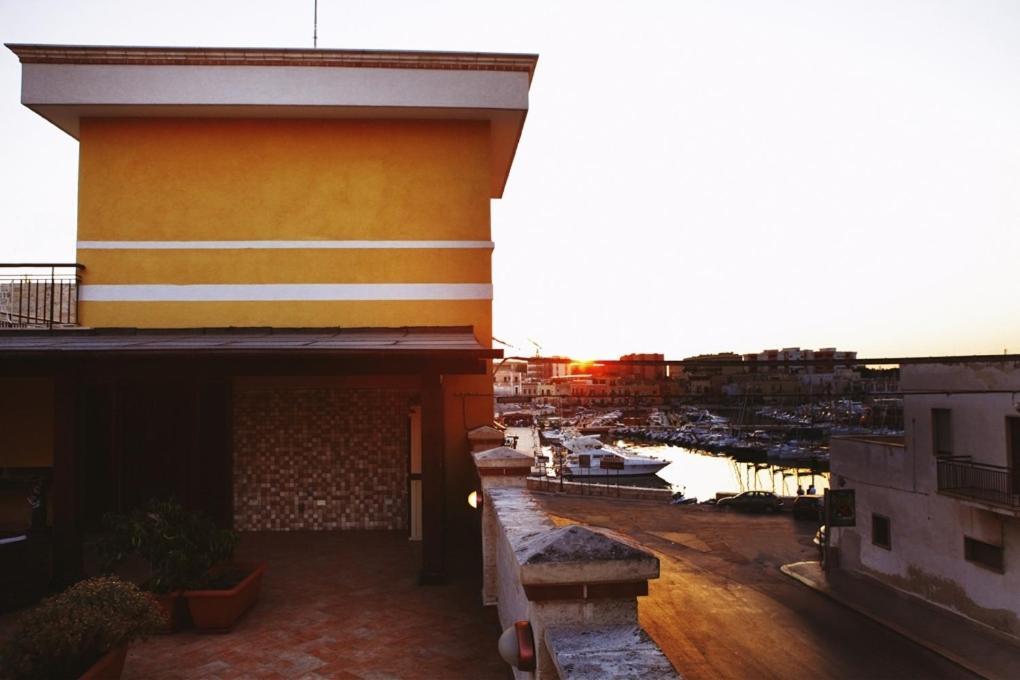 B&B Al Porto Bisceglie Phòng bức ảnh
